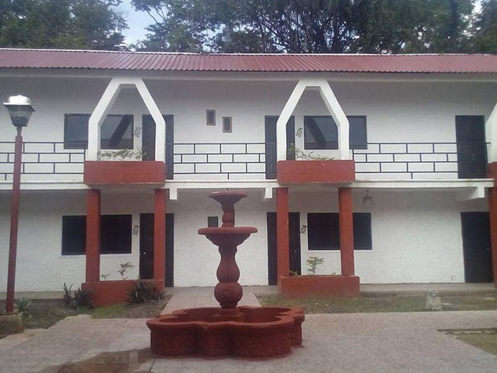 Hotel Villas Kin Ha Palenque Eksteriør billede