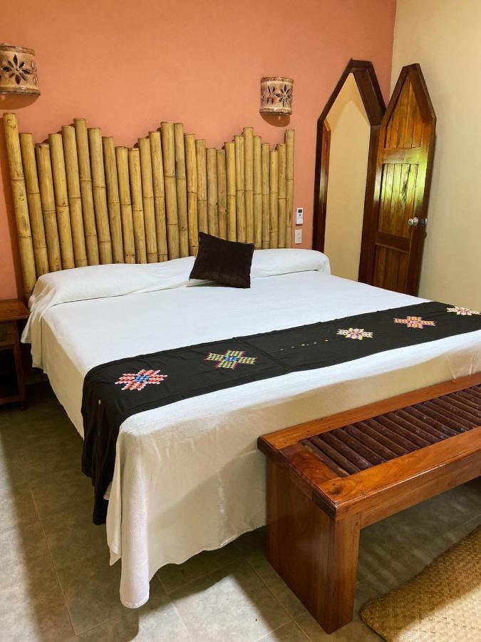 Hotel Villas Kin Ha Palenque Eksteriør billede